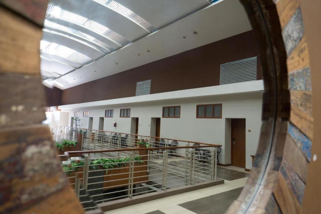 Hotel Asri Plaza Asia Тасикмалая Екстериор снимка